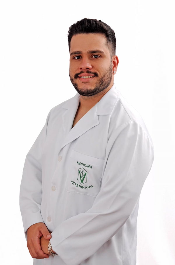 dr-alisson-especialista-em-felinos